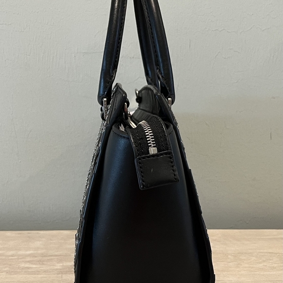 Michael Kors Selma Silver Diamond Grommet Leather Shoulder Bag/Satchel  … - Picture 4 of 16